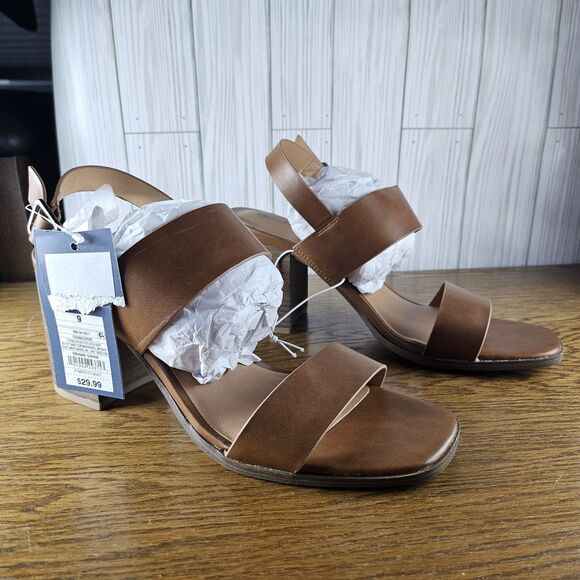 Universal Thread Chunky Block Heel Sandals Open Toe Cognac Brown Hope 9**flaw** - Picture 2 of 7